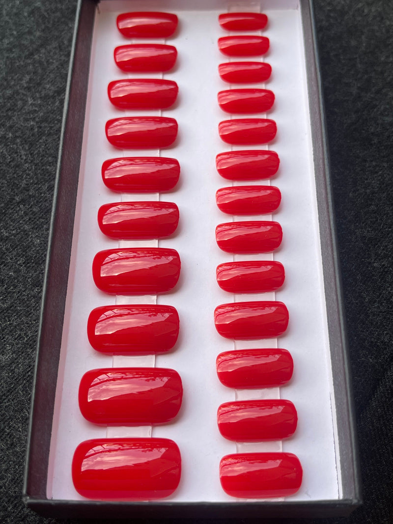 Lipstick Medium Red - Glänzend Quadrat