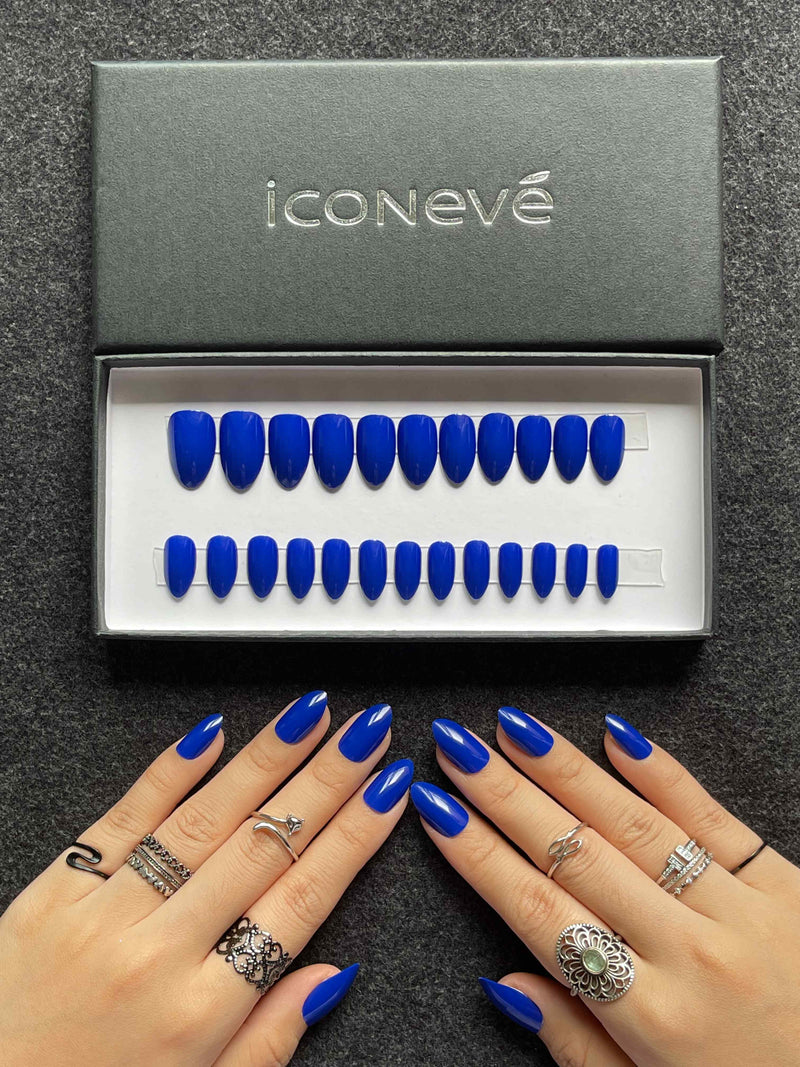 Navy Blue - Glänzend Mandel