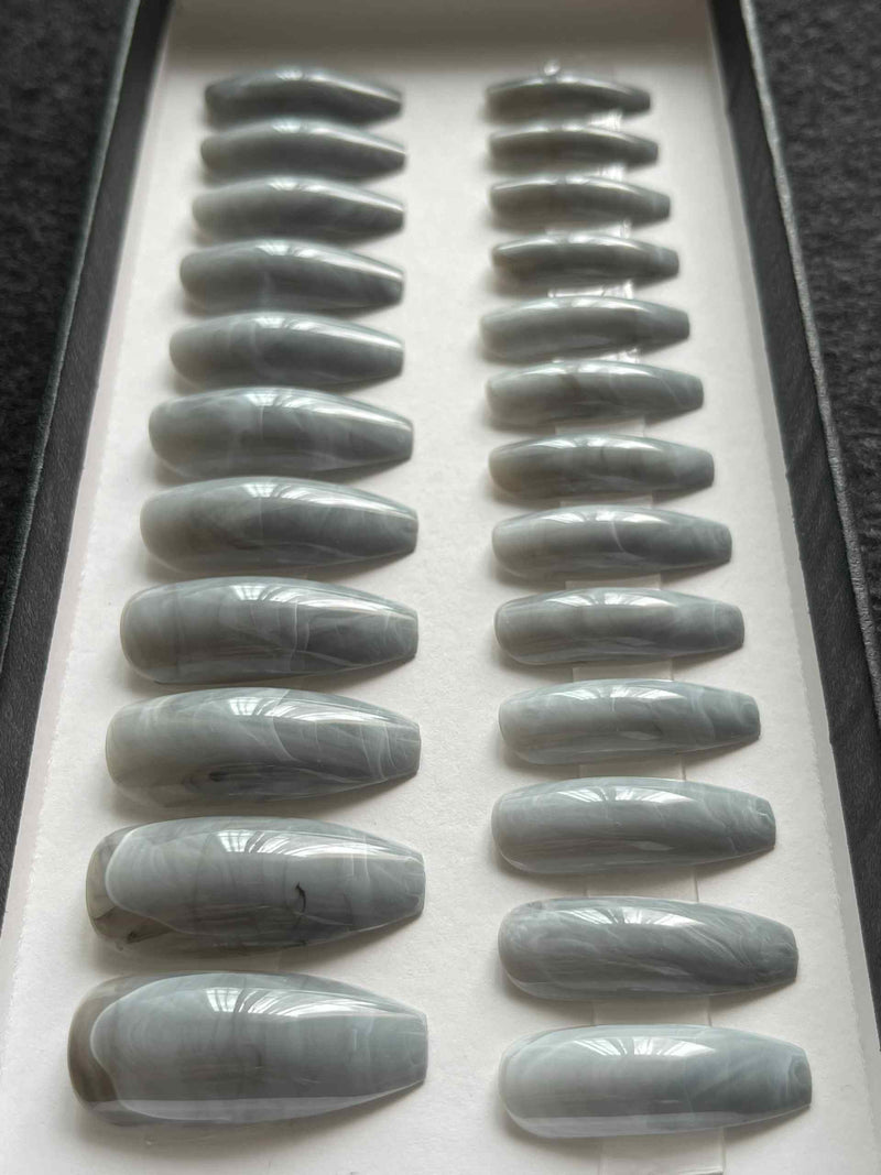 Stone - Glänzend Coffin